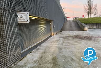 Terminal Parking Schiphol - Roelofarendsveen, Het oog 1 4
