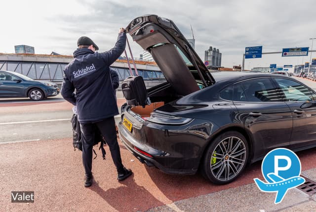 Comfort Parking - Rozenburg, Kruisweg 381 9
