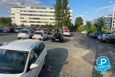 Parken & Shuttle Frankfurt - Eschborn, Helfmann-Park 3 (disabled) 2