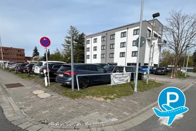 Mein Flughafenparkplatz P3 Double Room - Kelsterbach, Am Weiher 16 2