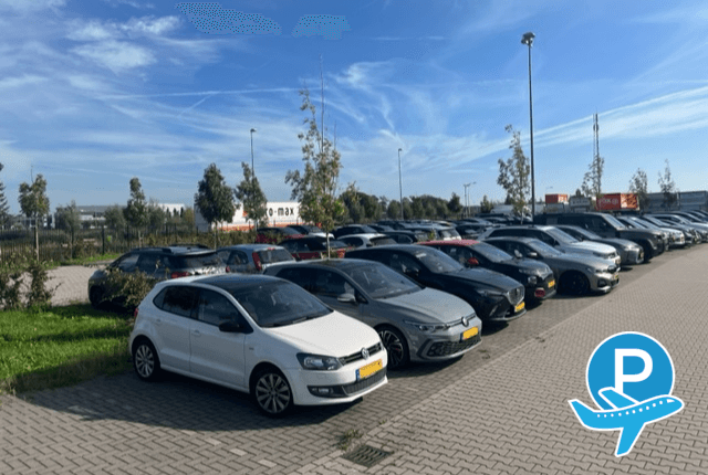 Valet Parking Rotterdam Airport - Rotterdam, Rotterdam Airportplein 55 4
