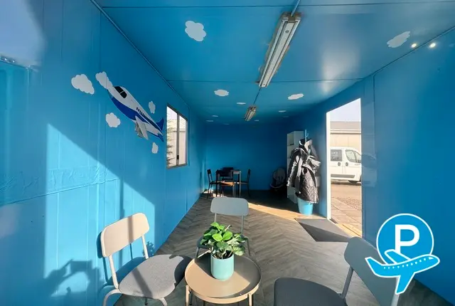Parkandflydirect - Aalsmeer, Aalsmeerderweg 83 3