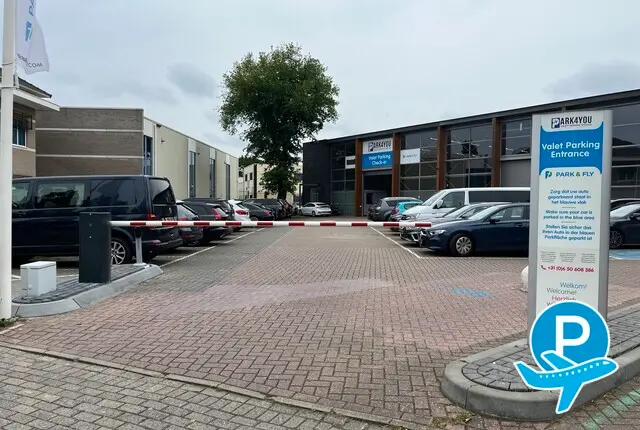Park4You - Eindhoven, Freddy van Riemsdijkweg 11 2