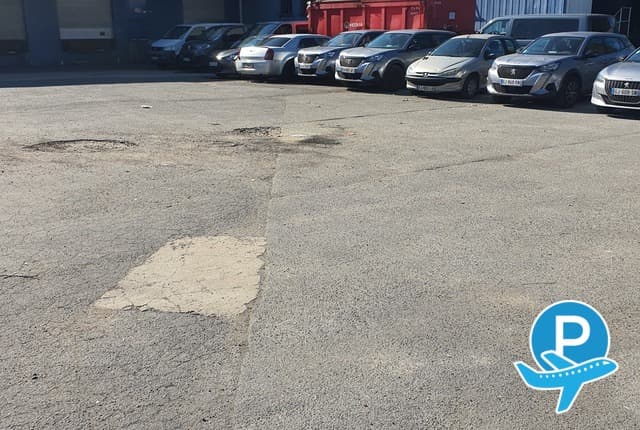 Hello Park Roissy - Louvres, 32 Avenue de la Gare 1