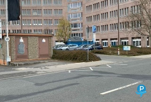 Frankfurt Airport Parking - Rüsselsheim am Main, Eisenstraße 52 12