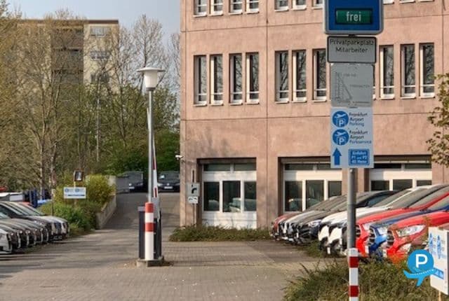 Frankfurt Airport Parking - Rüsselsheim am Main, Eisenstraße 52 13